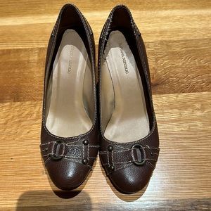 Banana Republic women’s heels